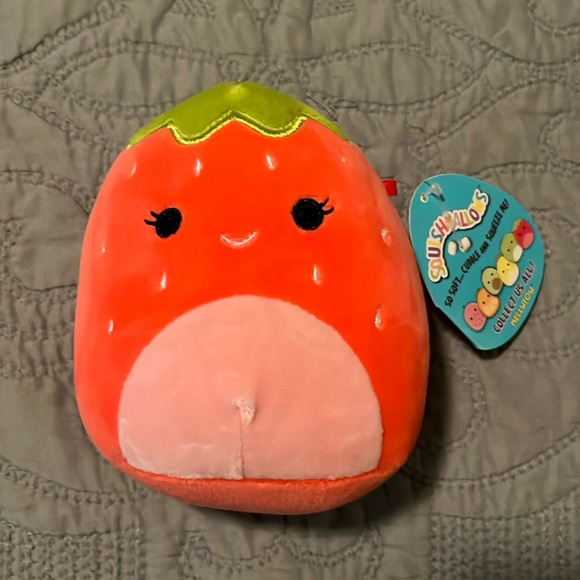 Squishmallows Other - Squishmallows 5.5 inch “Scarlet” Plush Strawberry Toy